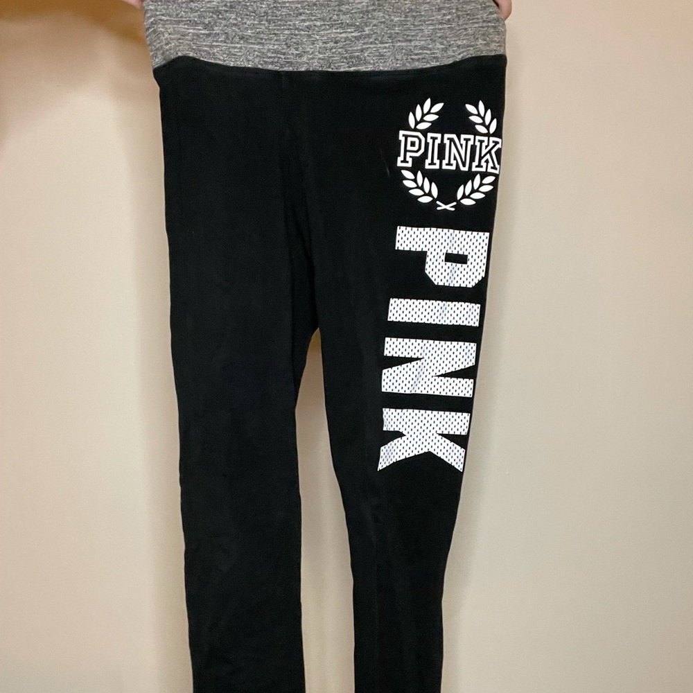 Black high rise pink XS leggings